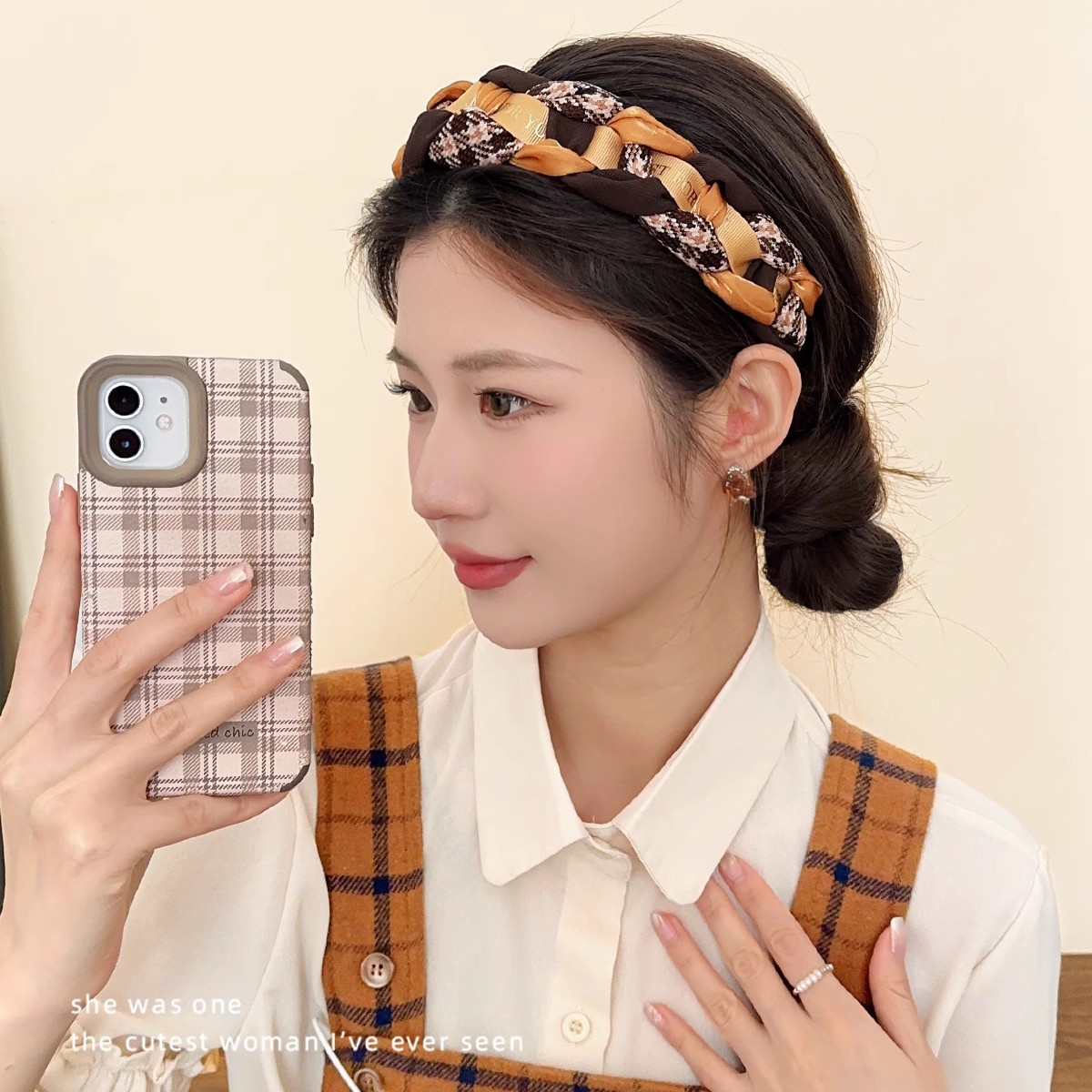 Otoño y invierno retro curry cráneo alto correa de cabello para mujeres 2025 nueva moda extranjera borde ancho de presión correa de cabello toque