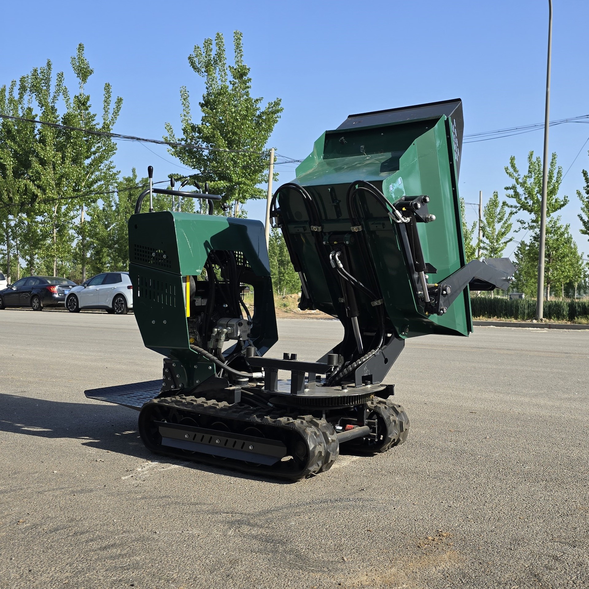 厂家供应500kg履带自卸车 液压翻斗车 180°旋转履带自卸运输车