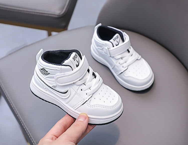 High-top Children's Board Shoes Sports Small White Shoes 2023 Spring And Autumn boys soft bottom breathable children's shoes girls casual_voghion.com