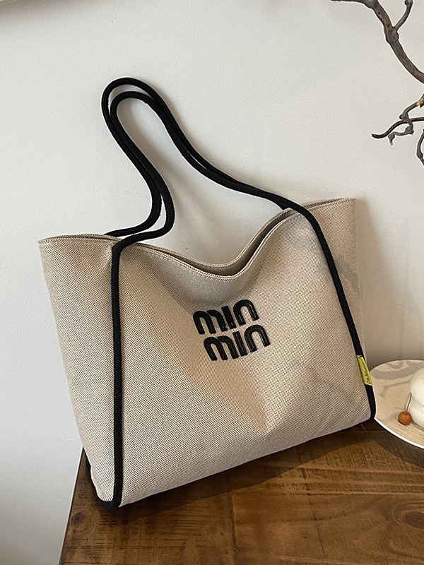 Bolsa de lona de hombro simple de gran capacidad de otoño y invierno nueva moda de moda de color de contraste de trabajo ocio bolsa de viaje