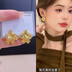 レトロな金色の花の二重前後にイヤリング付きのファッション女性の冷たい風の気質の小さい大衆のデザイン感のピアス