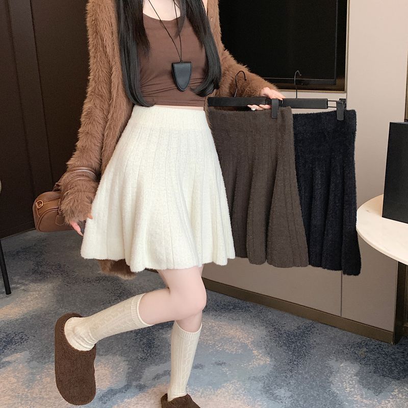 韩版百搭杏色针织半身裙女秋冬装新款高腰保暖百褶裙显瘦A字短裙