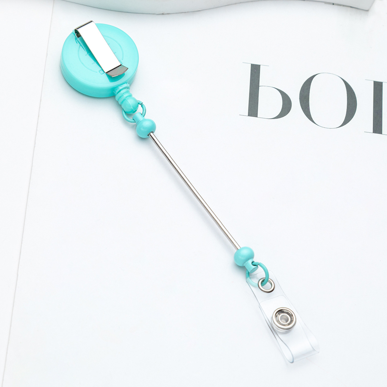 Cubierta de tarjeta retráctil fácil de tirar hebilla creativa perlas llavero retráctil hebilla de trabajo placa de identificación fácil de tirar hebilla de cable