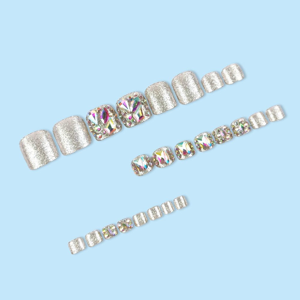 Parche de uñas de pies en polvo brillante plateado dulce, uñas de uñas de uñas de diamantes de colores, uñas de vestir de venta caliente terminadas image 5