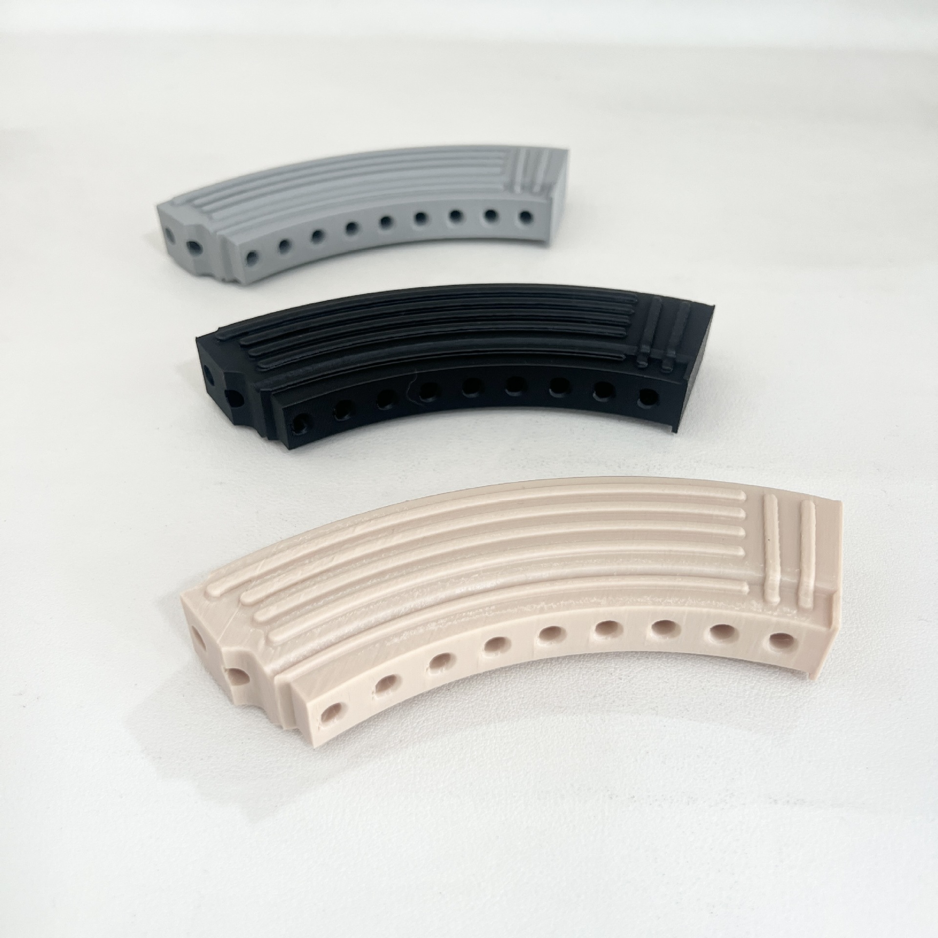 Nuevo producto transfronterizo golf spike storage box golf clavo caja de almacenamiento de herramientas fábrica al por mayor