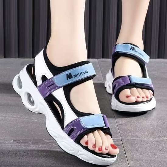2026 nuevo caliente primavera y verano ultra suave ultra ligero desgaste antideslizante moda versátil sandalias deportivas casuales para mujeres