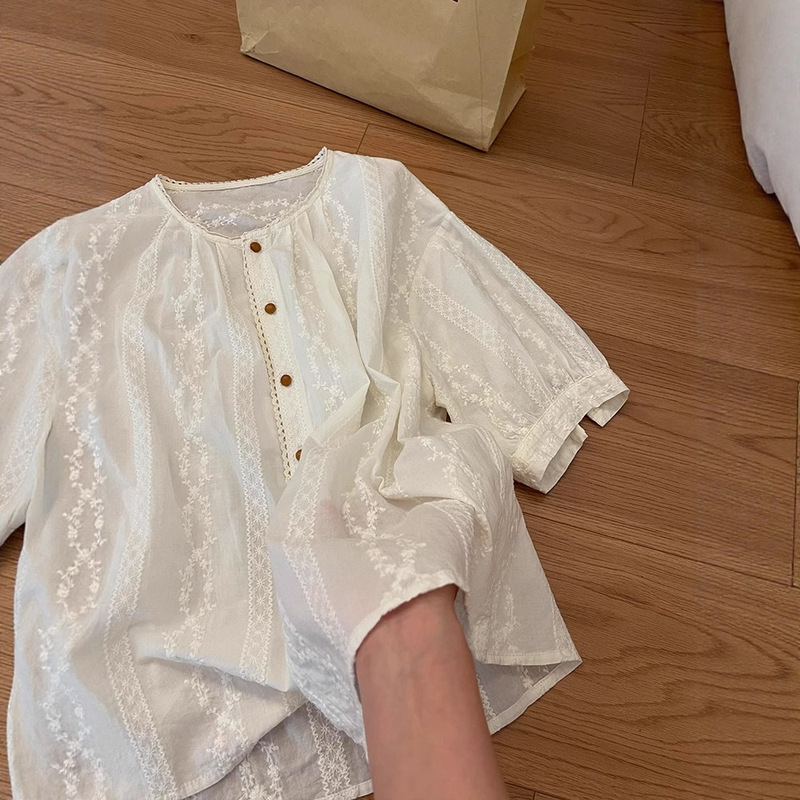 2025 夏重工業刺繍ジャカード半袖シャツ女性の夏の日本のレトロシックな美しいシャツ|undefined