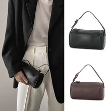 The*Row�P�������s�����90s��ţƤ�PͲ������Ҹ�������Ů���μ�