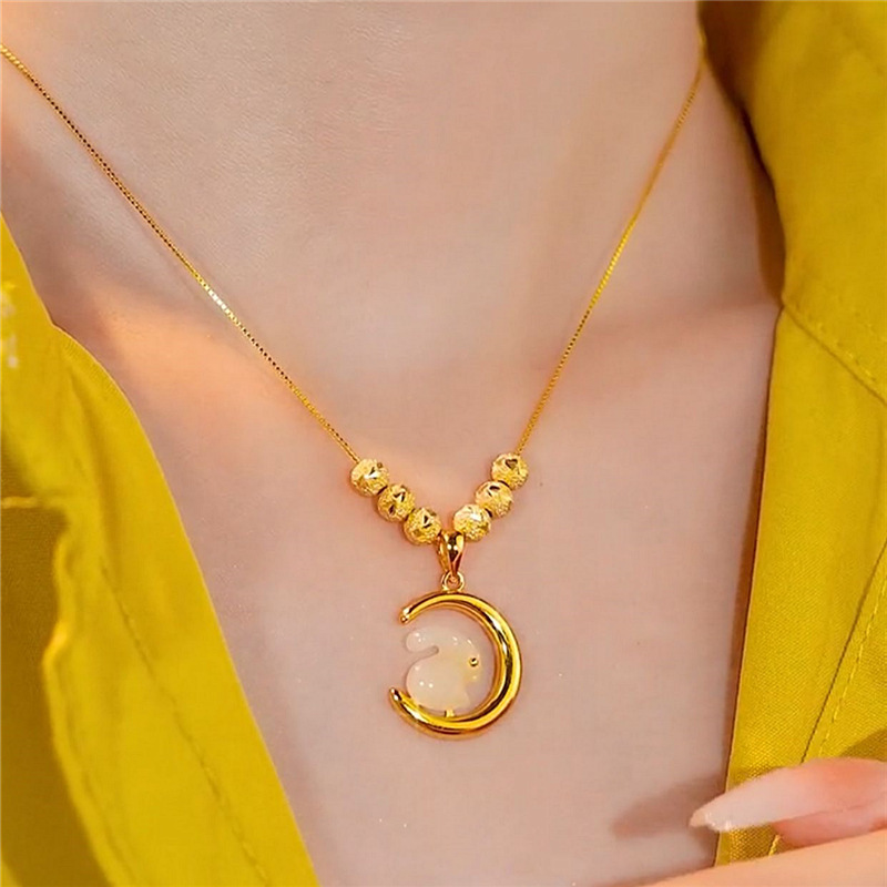 Necklace female niche light luxury moon elf Jade Rabbit clavicle chain high-grade sense 2022 fashion trend popular personality