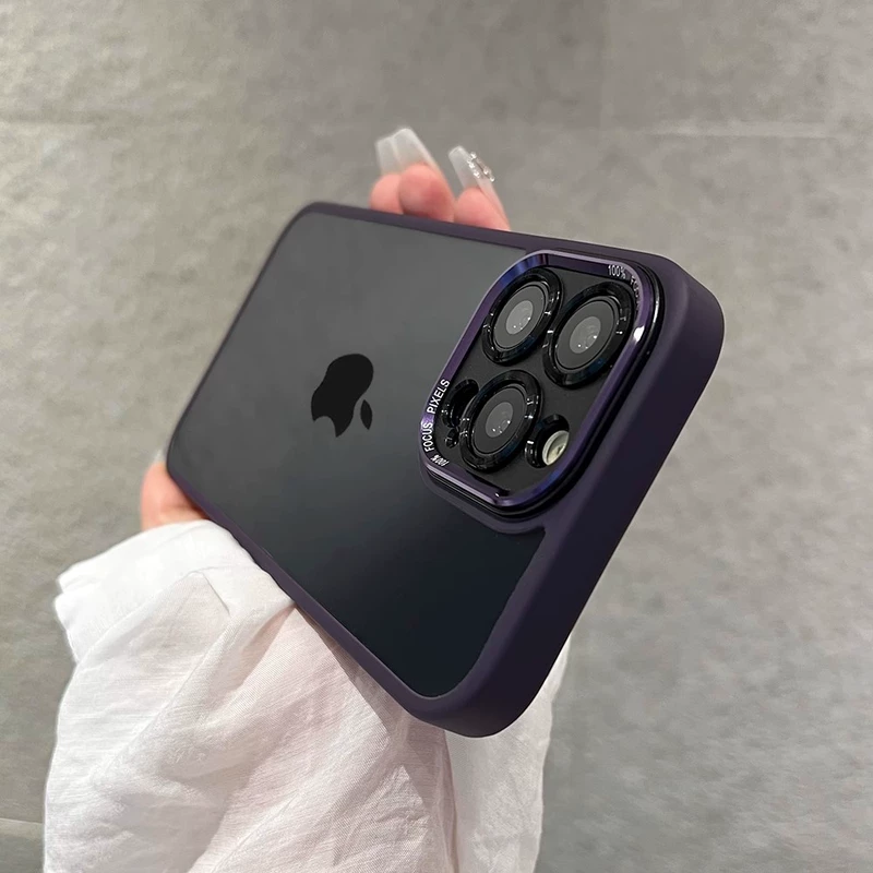 Чехол для iPhone 16 с полной защитой камеры прозрачный противоударный