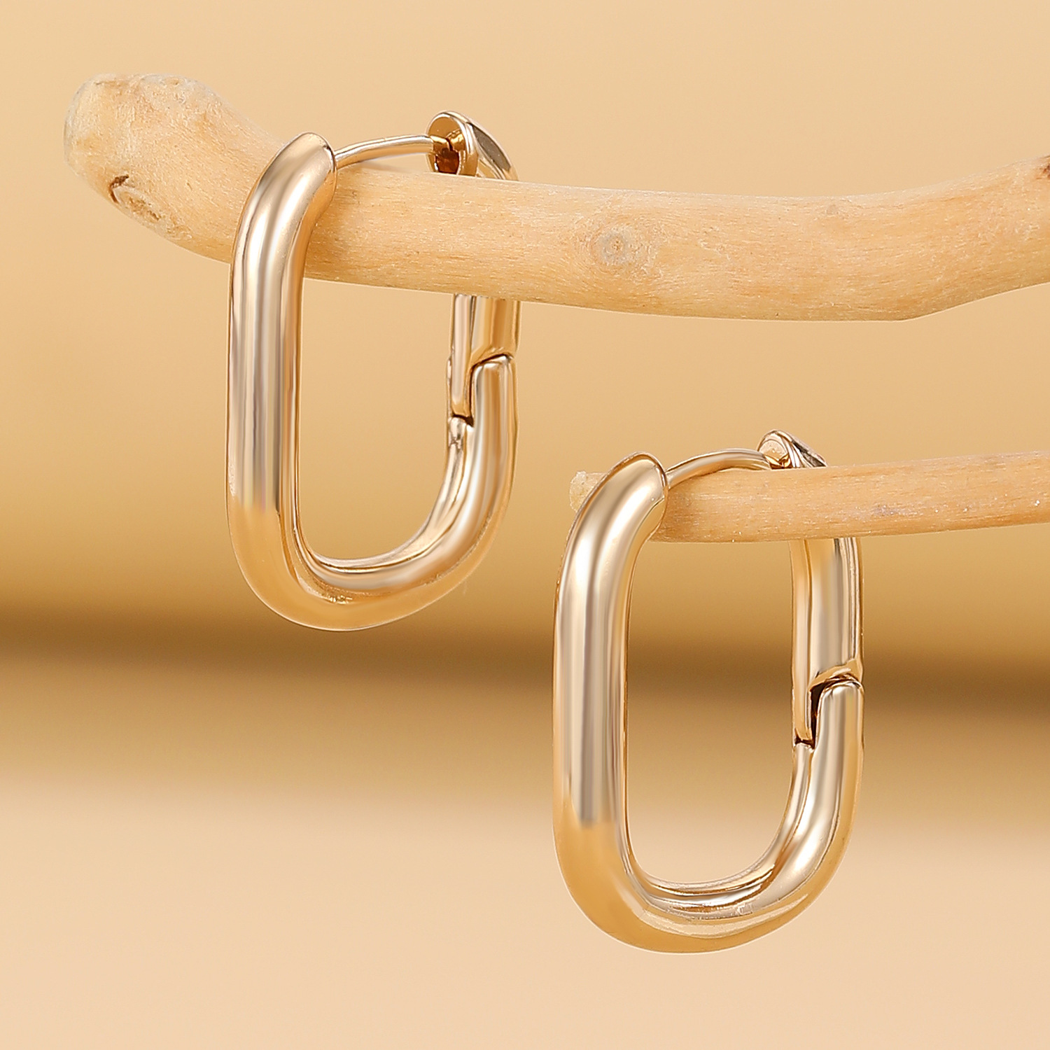 跨境欧美长方形圆柱耳扣欧美时尚风U型金色耳环几何形轻奢耳饰女