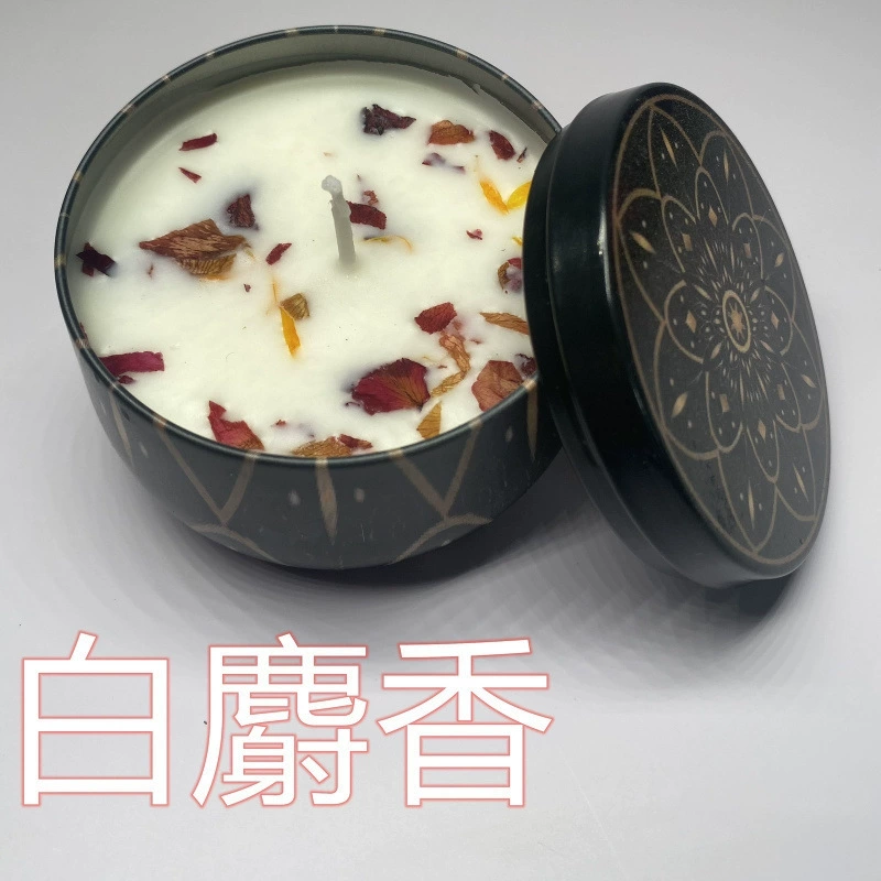 Aromatherapy, perfumed lavender candle