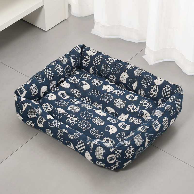 Tête de chat bleue (nid carré) / S-44*32cm