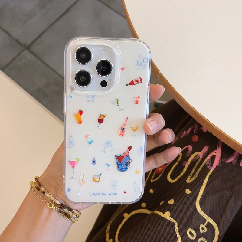 Fondo amarillo lechoso de una sola cáscara pantalla completa ilustración de jugo de cerveza RC