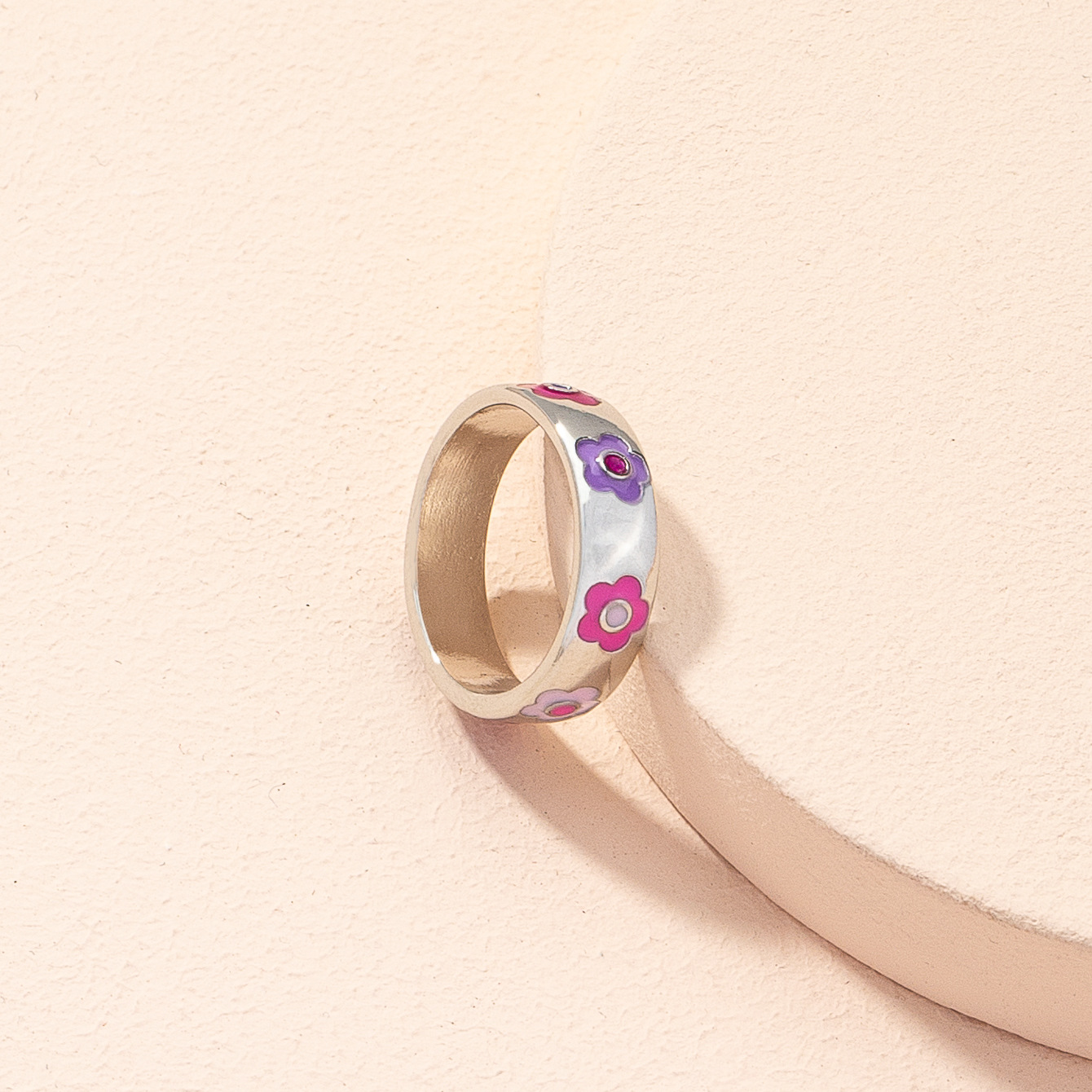 retro simple flower alloy ring
