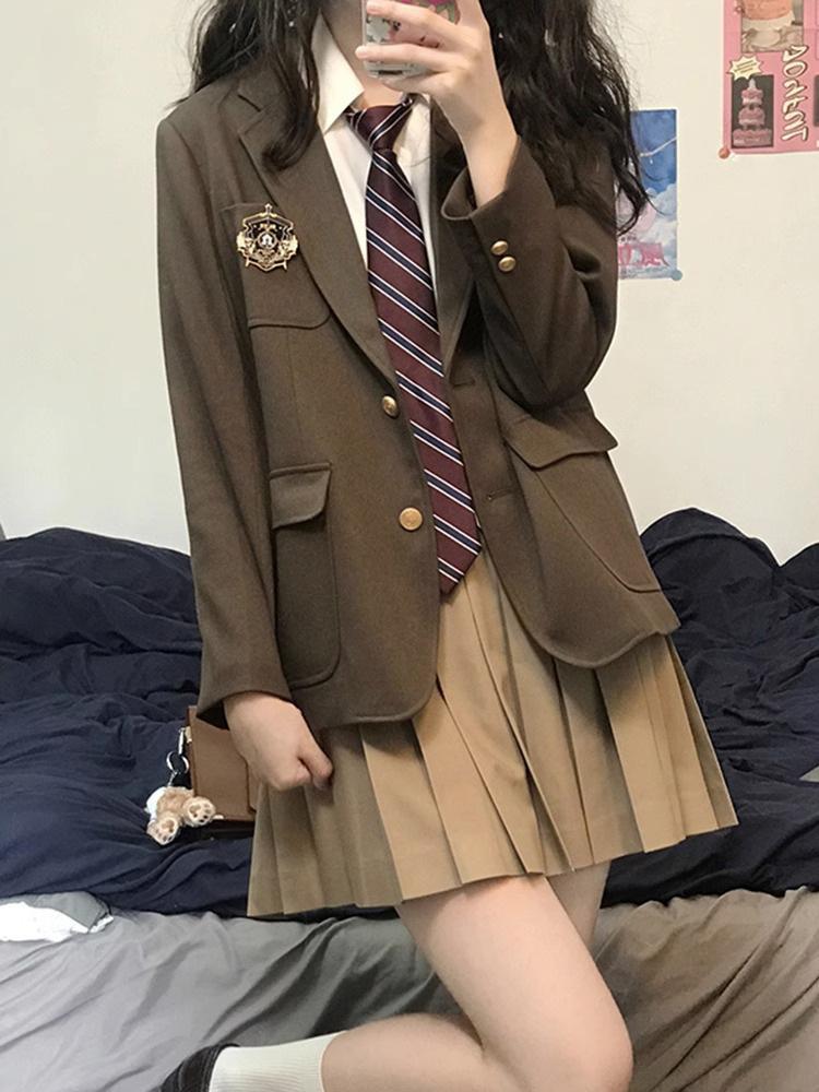 韓国版のスーツの上着の学生の学院の風jkの制服のスーツの小さい背のスーツのフルセットの秋冬の百のスカート