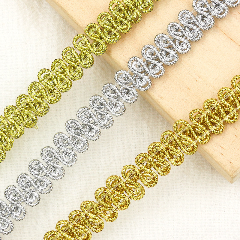 Fábrica directa de 3 colores 1cm oro y plata seda cientipago encaje ropa infantil danza ropa linterna decoración accesorios de banda de herringe