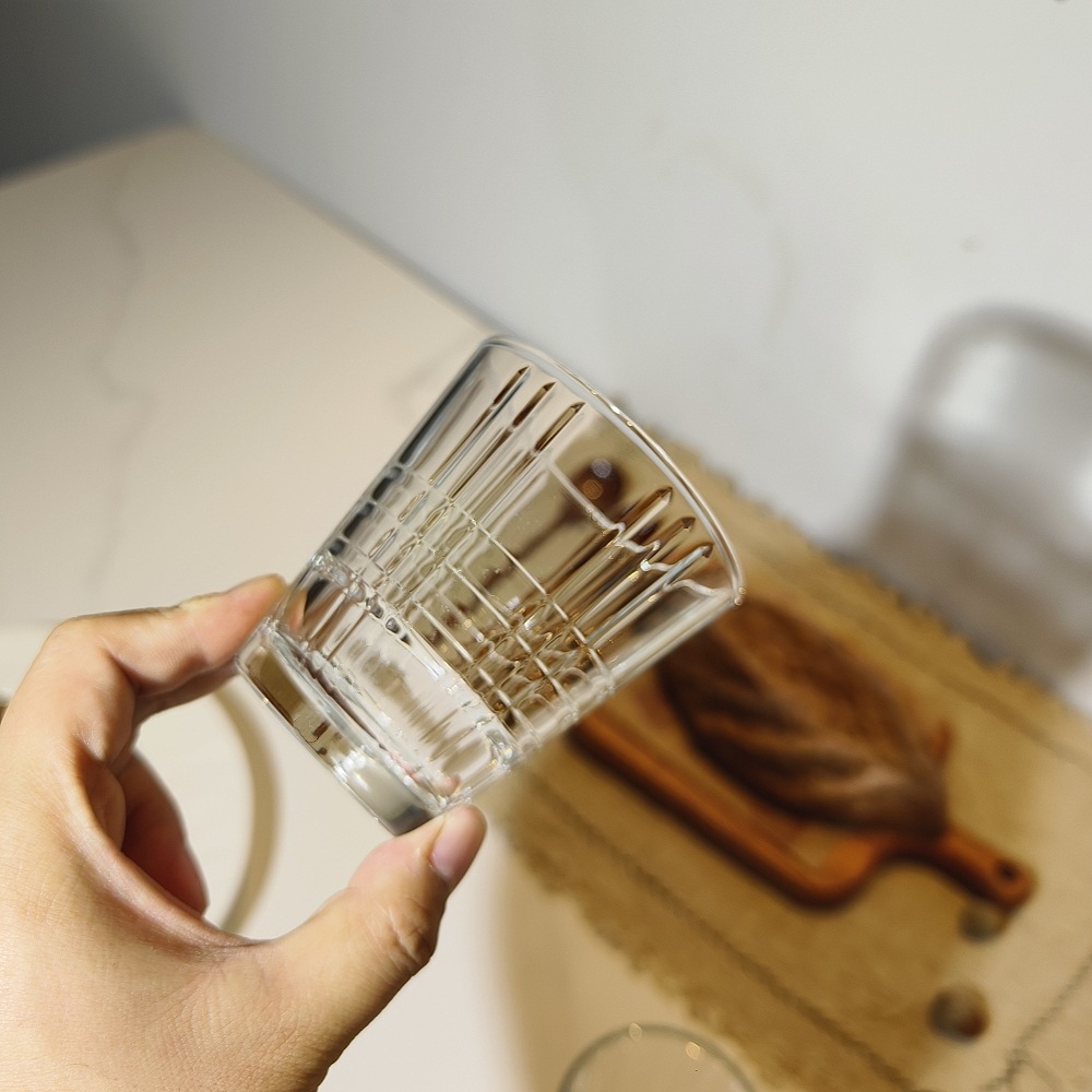 Taza de vidrio templado taza de vino taza de jugo taza de bebida taza de agua taza de limón taza de whisky taza