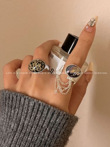 Copper-plated white and gold, French retro Maillard style, cool and fashionable tiger's eye natural stone ring finger accessory