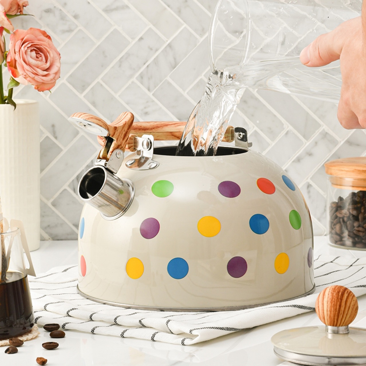 Transfronterizos nuevos hervidores de acero inoxidable punto de onda de color hervidor de agua Amazon nuevos utensilios de cocina silbato hervidor