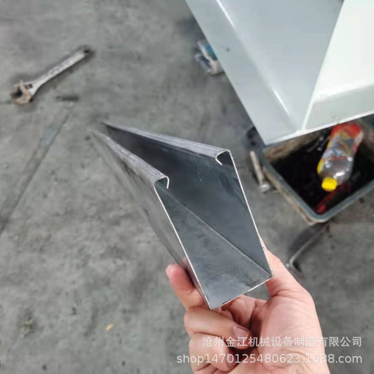 消声导槽成型机 250导槽机 卷闸机械 大棚导槽压瓦机