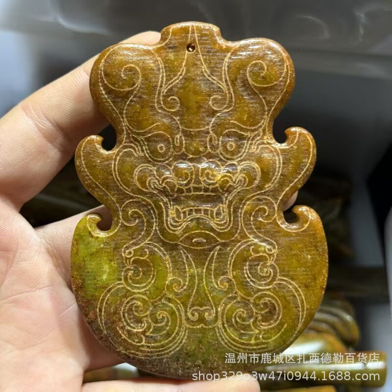 古遊び雑は古に似せて古い山の玉の彫刻の工芸品の小さい置物のメーカーの卸売りのペンダントのハンドルの露店をします。|undefined