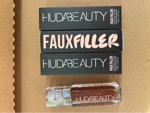 Huda#Beauty #FauxFilter Lip Gloss���_���ʴ��Կڼt�F؛