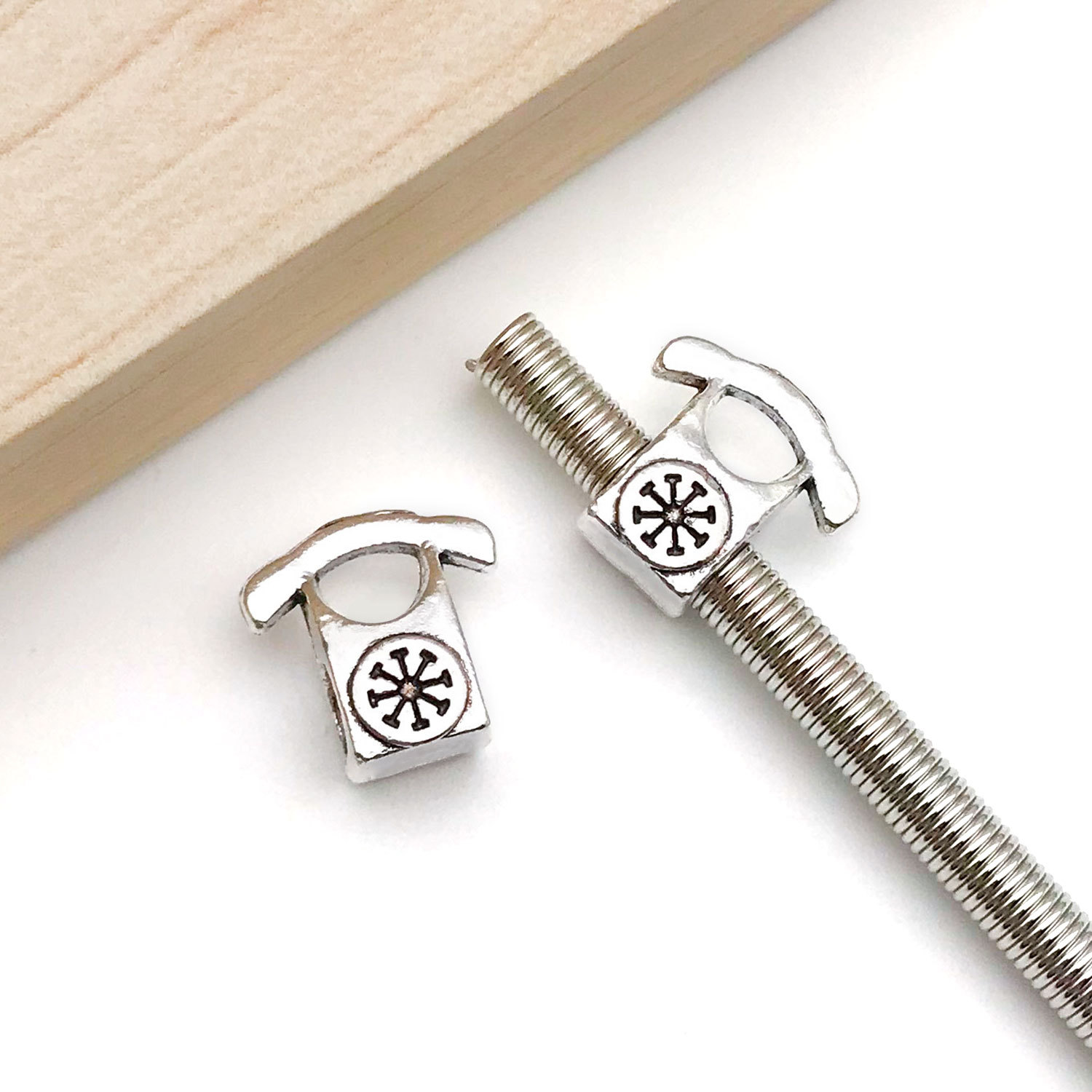 13862-古银锌合金礼物盒潘家大孔珠11x11-1.3g