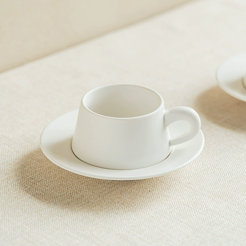 Ceramic coffee set, afternoon tea, capacious tea cup, simple and elegant design, high-quality style