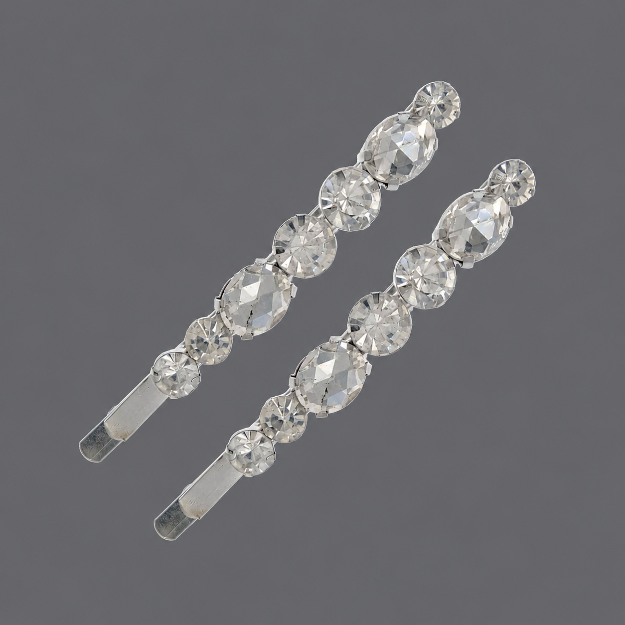 Horquilla de zirconio de lujo ligero europeo y americano con incrustaciones de diamantes, pinza de pelo de alta gama para mujer, suministro mayorista transfronterizo directo de fábrica.