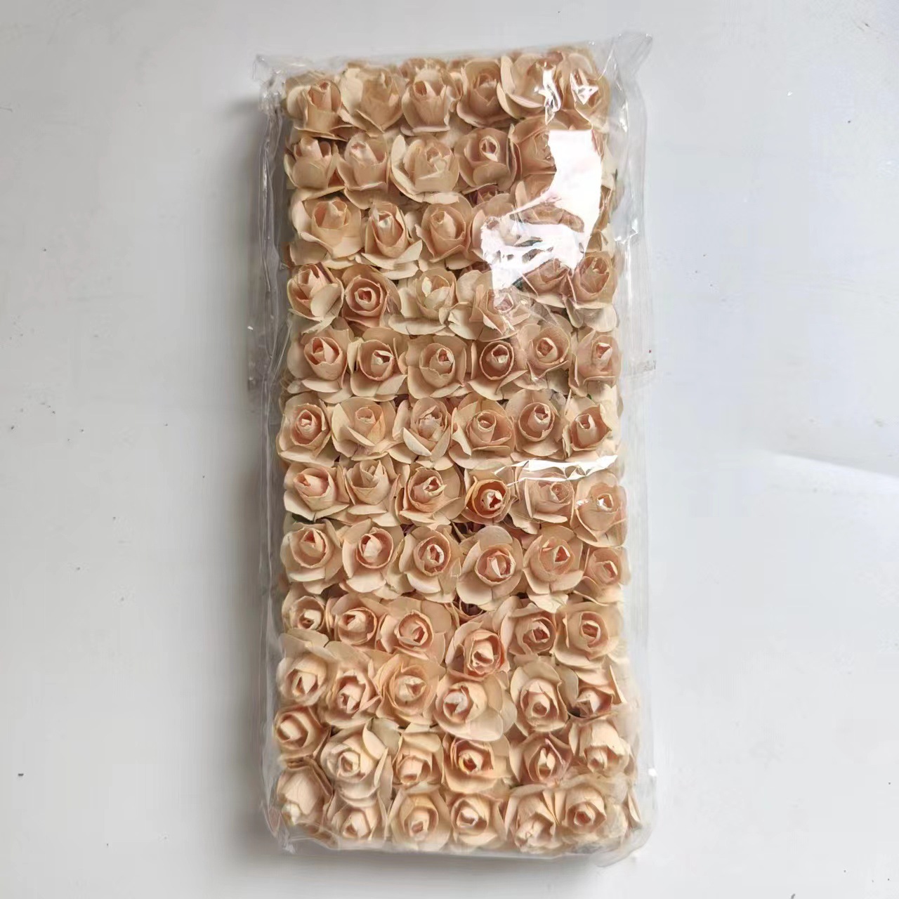 Champagne color (144 flowers a bag)