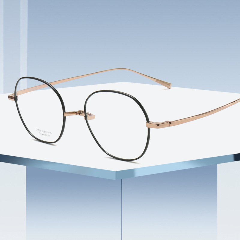 Japanese-style women's high-end glasses with integrated nose pads, ultra-light pure titanium frame, retro fashion eyeglass frame Japanese-style women's high-end glasses with integrated nose pads, ultra-light pure titanium frame, retro fashion eyeglass frame
