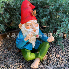 越境小人夜光花園の精霊ドワーフの装飾品はタバコを吸ってドワーフの縦中指の庭に座って田園を装飾します。