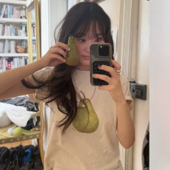 在庫あり 韓国デザイナーFletta梨子半袖トップス 韓国風ゆったり軽いフルーツ柄プリントTシャツ
