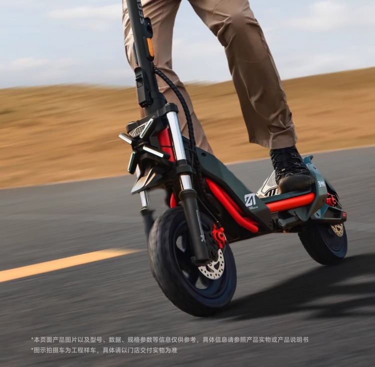 No.9 Segway Electric Scooter Zt3Pro Long-Range Foldableable Dual-Shock-Absorbing Off-Road Scooter