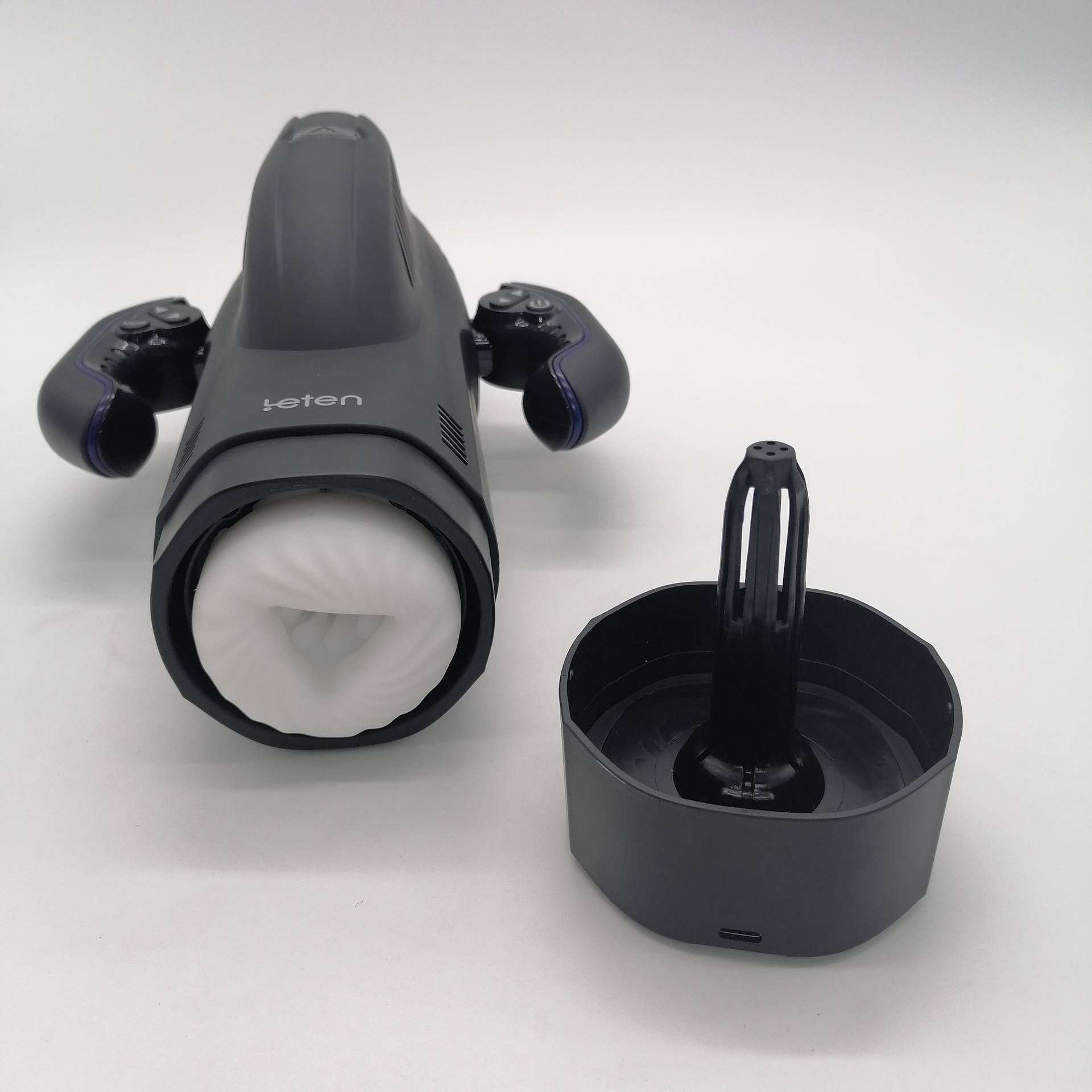 Âm Đạo Giả Leten Thrusting Male Tự Bú Mút không xác định