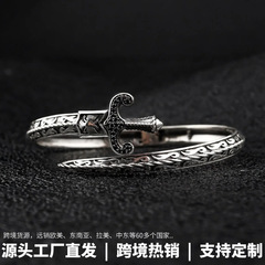 スポット蛇形宝剣個性ブレスレットファッションレトロ彫刻工芸オープンハンドリングカップル国潮アクセサリー