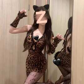 乖巧小野猫豹纹蕾丝拼接性感镂空深V包臀裙露背火辣低胸睡裙套装