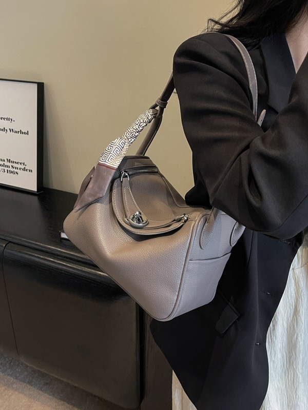 Bolso de venta caliente nicho coreano bolso de almohada de mano de moda de mujer estampado litchi nuevo estilo de alta calidad bolso de lujo ligero