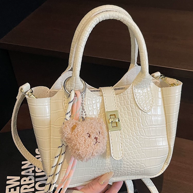 Summer small design universal handheld shoulder bag, Korean style