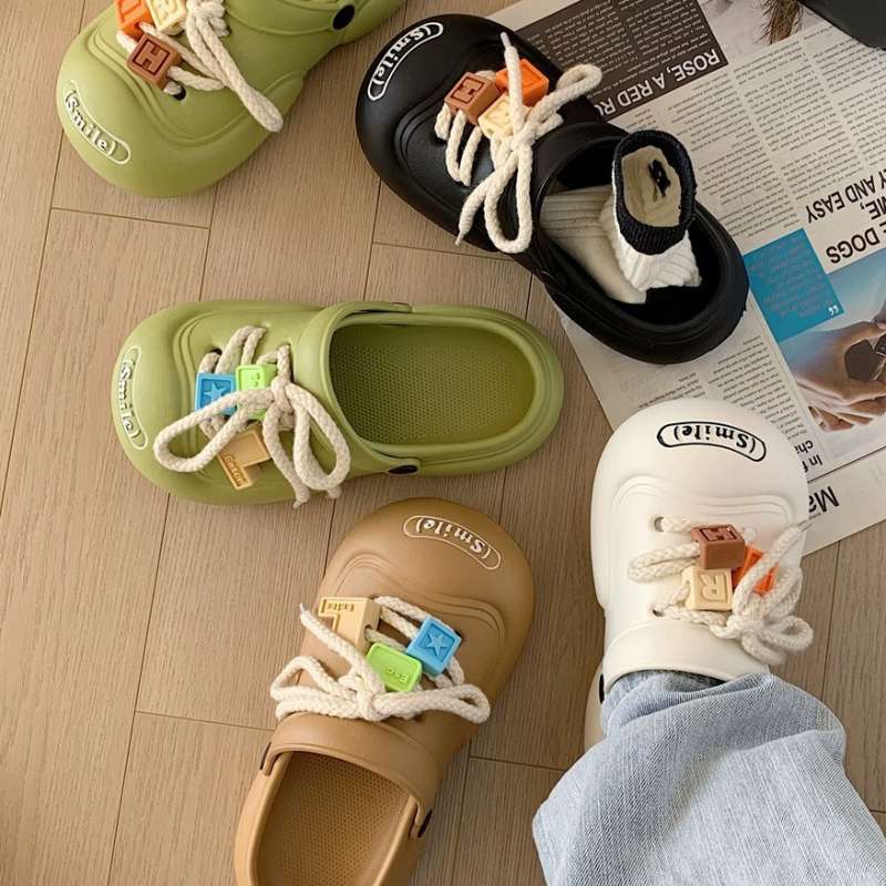 Croc Shoes Ins Fashion Sweet and Cool Style Lace-Up Toe Slippers for Men and Women Soft Thick-Soled Non-Slip Couple Croc Shoes