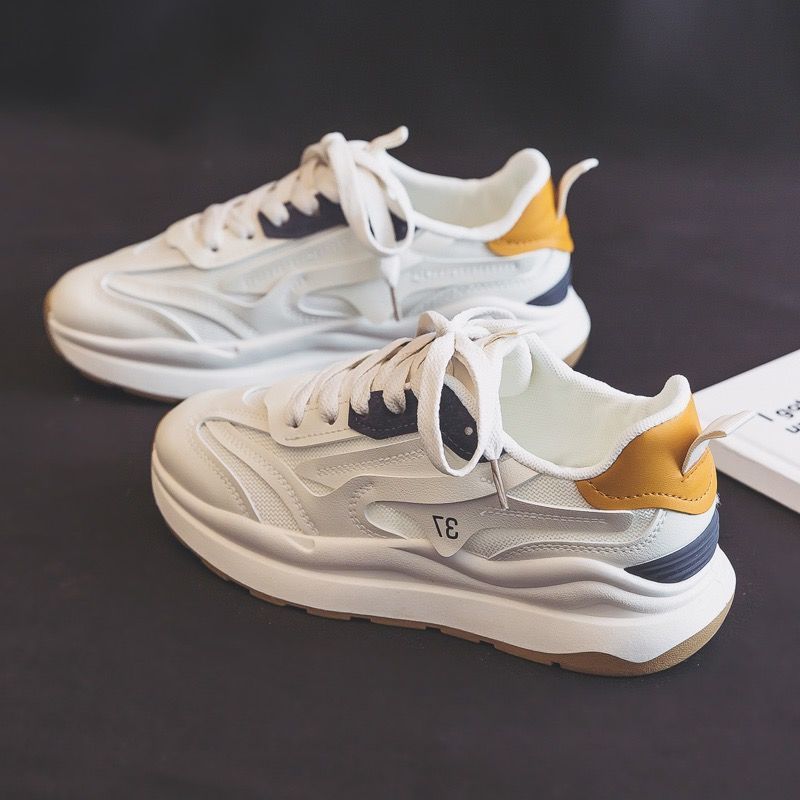 Zapatillas deportivas de malla transpirables para mujer, estilo casual, color blanco, novedad primavera-otoño 2025.