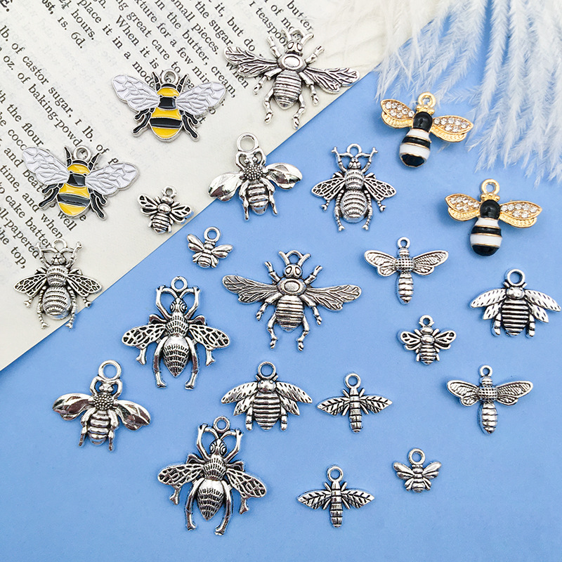 Diy Retro Alloy Accessories European And American Popular 1 Honey Pot Alloy Pendant Three-Dimensional Bee Alloy Small Pendant display picture 2