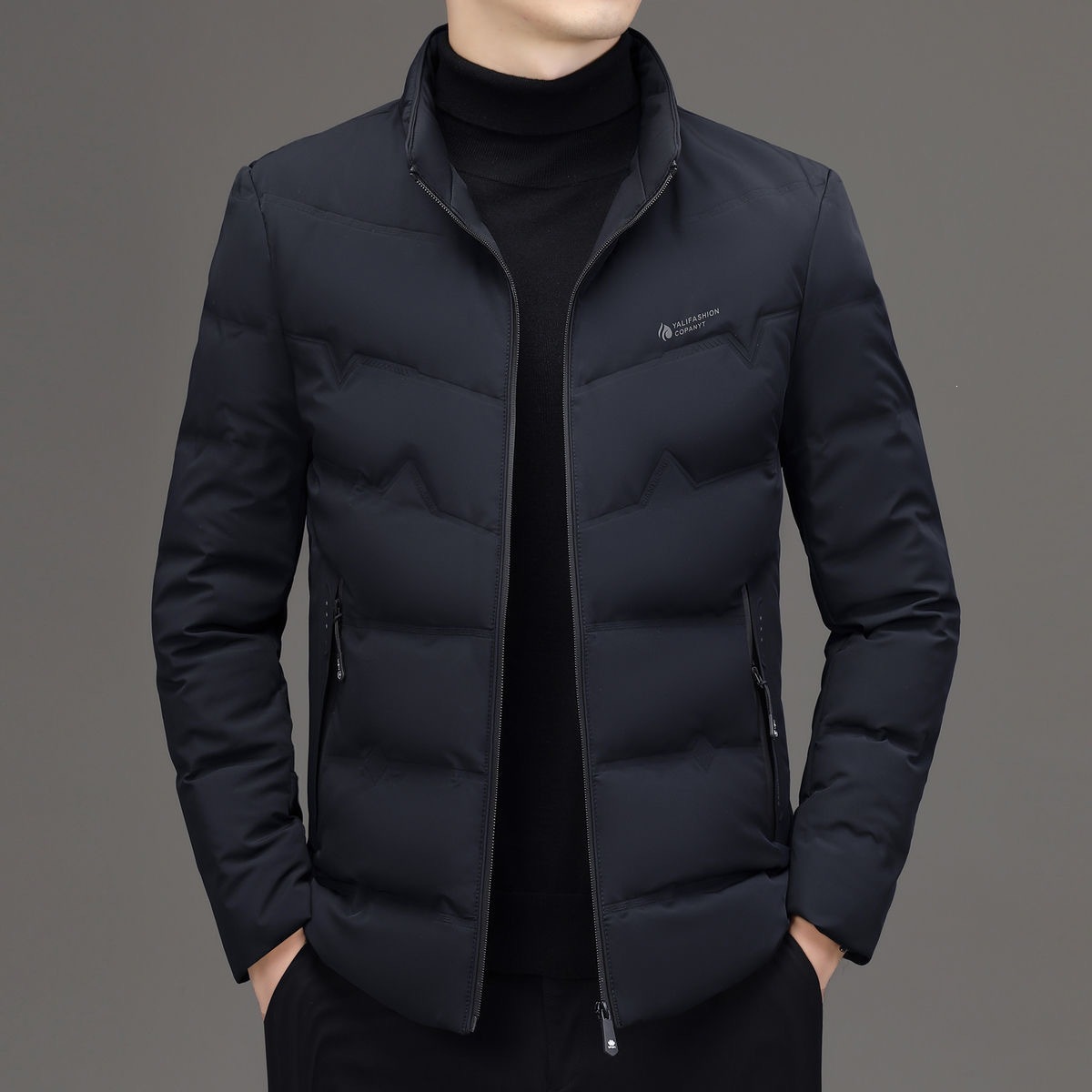Comfortable, warm, stylish, and simple stand-up collar down jacket for middle-aged and young men, suitable for winter business and casual wear, versatile outerwear.