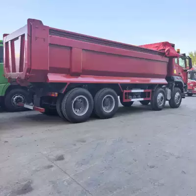 Dump Truck for Transporting Gravel – Yük maşınları