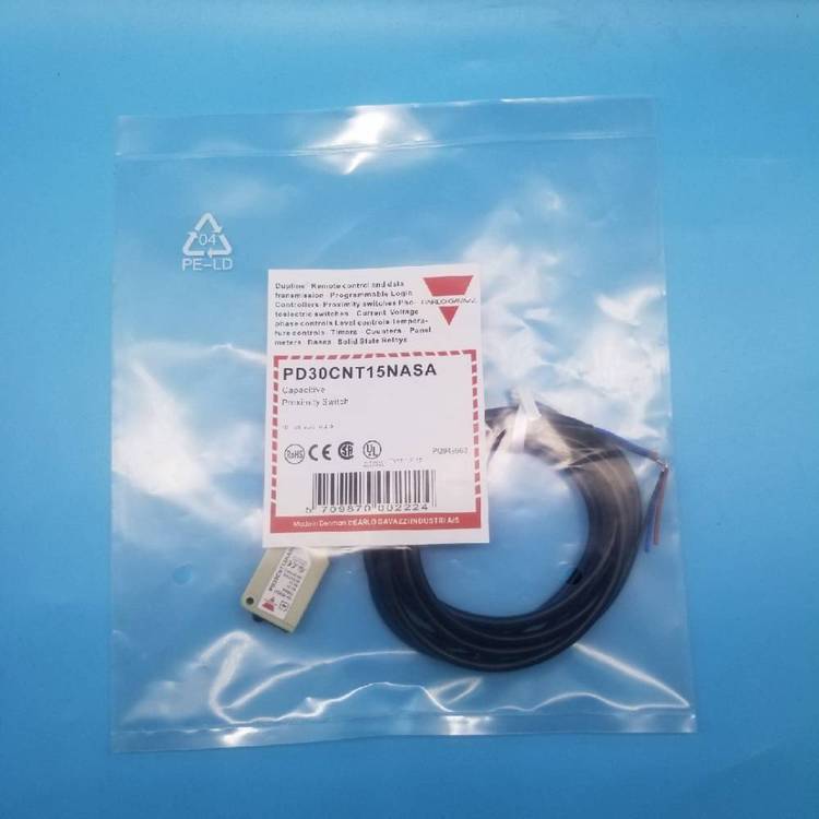 ***原装***CARLO GAVAZZI瑞士佳乐电容式接近开关CA18HLN12NA