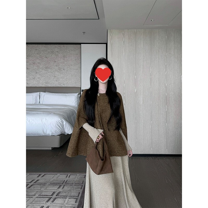 上新价 巨好看的早秋季上衣女2025新款斗篷披肩外搭小香风外套|undefined