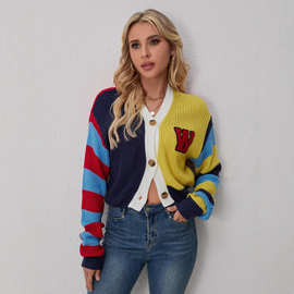 欧美女装2025新款时尚休闲彩色字母毛衣条纹撞色纽扣短款长袖外套