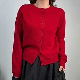 羽绒服;女式衬衫;毛衣