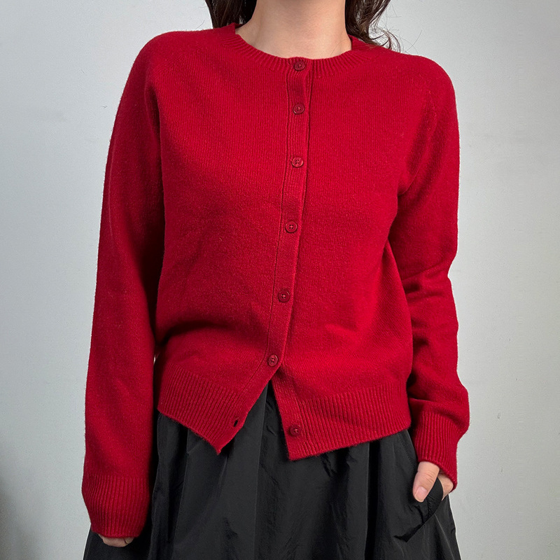 Diyiqian Round Neck Fine Wool Knitted Cardigan, Feminine and Elegant Short Women's Clothing, Autumn and Winter Christmas Top